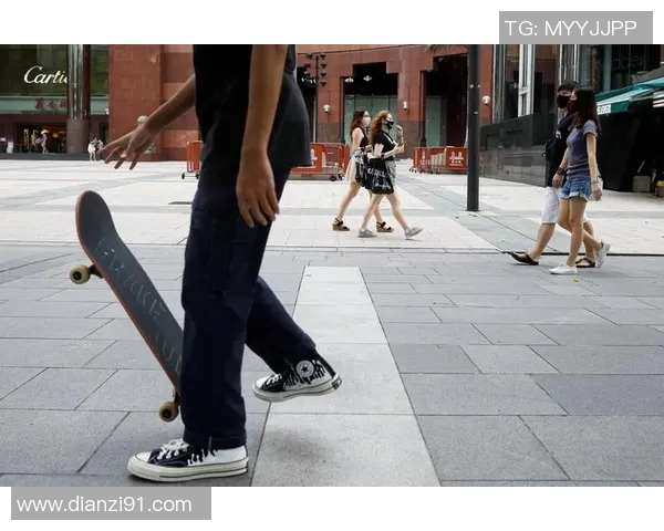 刘敏亲述滑板技巧与心得体会助你轻松入门滑板世界 刘敏亲述滑板技巧与心得体会助你轻松入门滑板世界