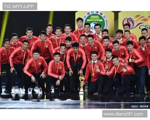 广州恒大战无缘亚冠决赛，遗憾止步半决赛，球迷呼吁加强队伍实力